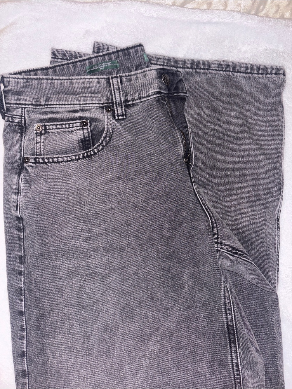 Low Rise Baggy Wide Legged Jeans